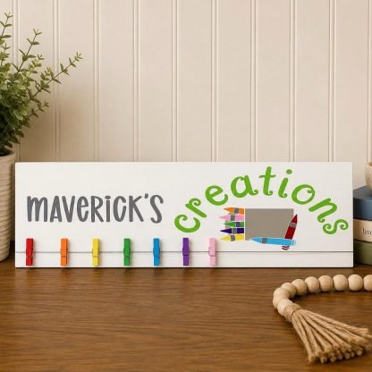 Crayon Design Personalized Kids Art Display Hanger – pine wood sign detail, Brown Fox Artistry