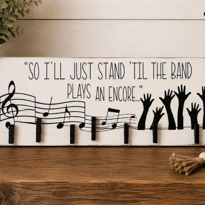OAR Concert Ticket Holder - Hand-Painted Pine Wood Sign - 18x5.5 in – pine wood sign detail, Brown Fox Artistry